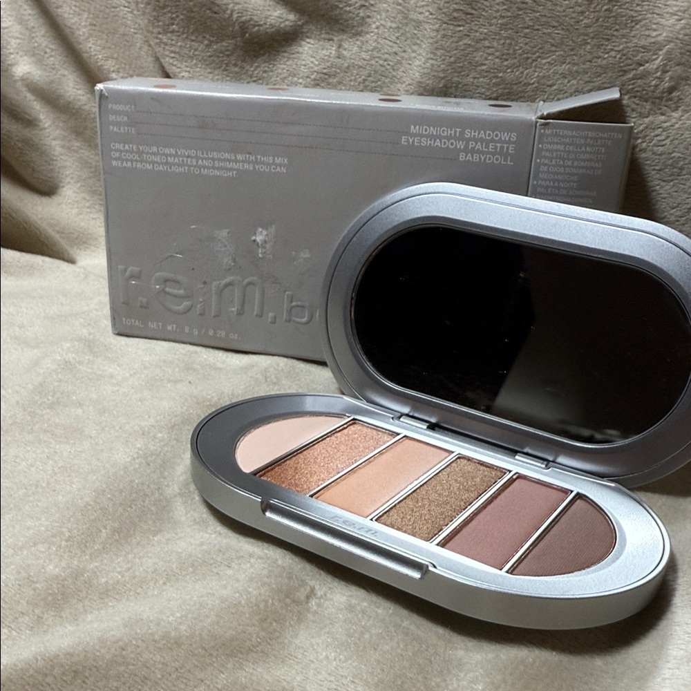 NIB box is tattered. R.E.M. Midnight Shadows Eyeshadow Palette - Neutral Tones